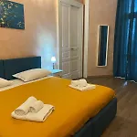 Chrilu House Pensión 4*