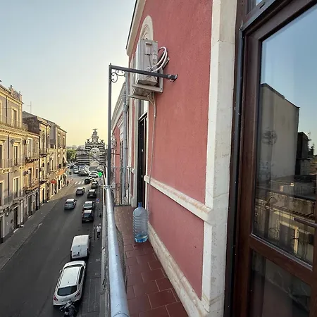 Guest house Chrilu House 3*